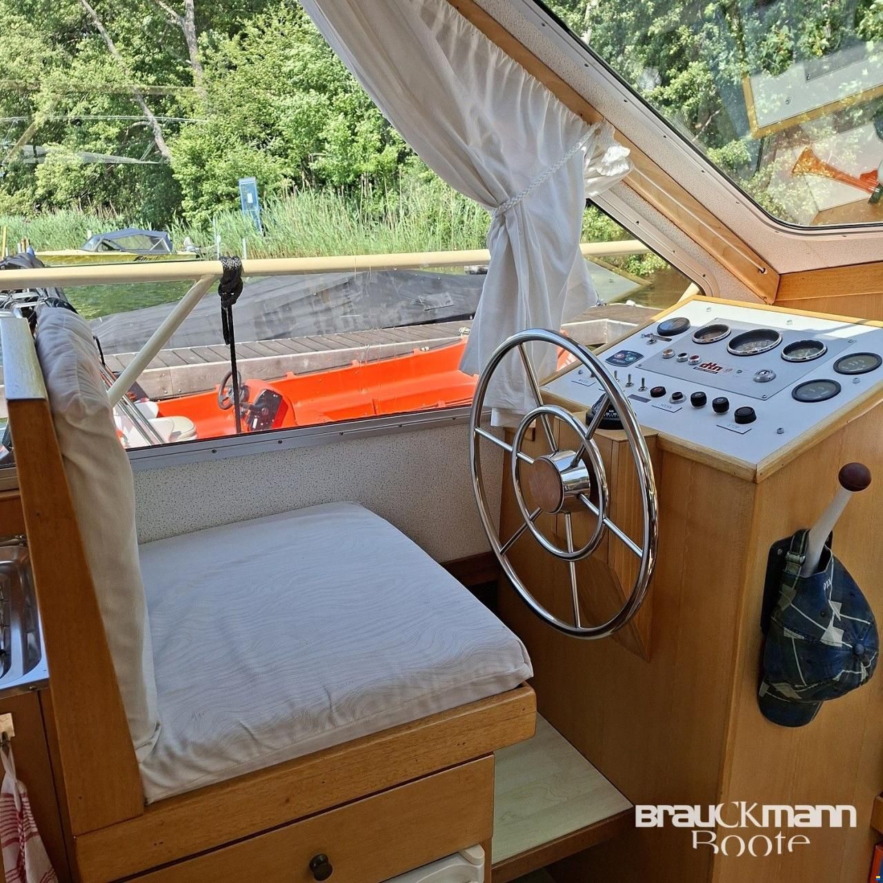 Almarine 900