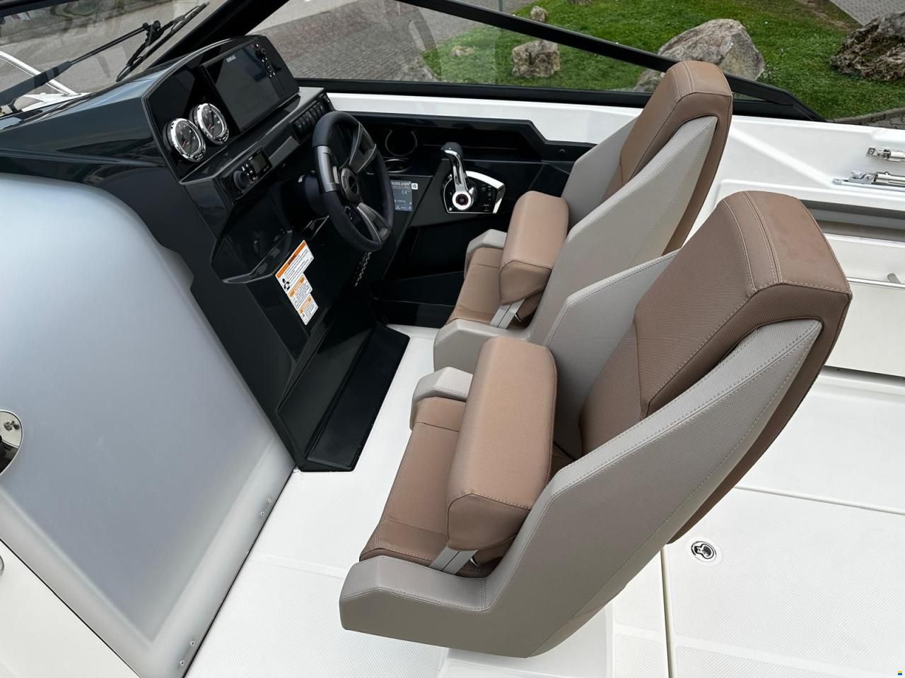 Quicksilver Activ 675 Bowrider