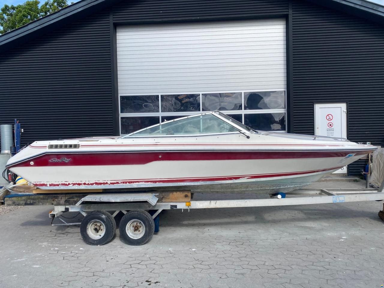 Sea Ray 180