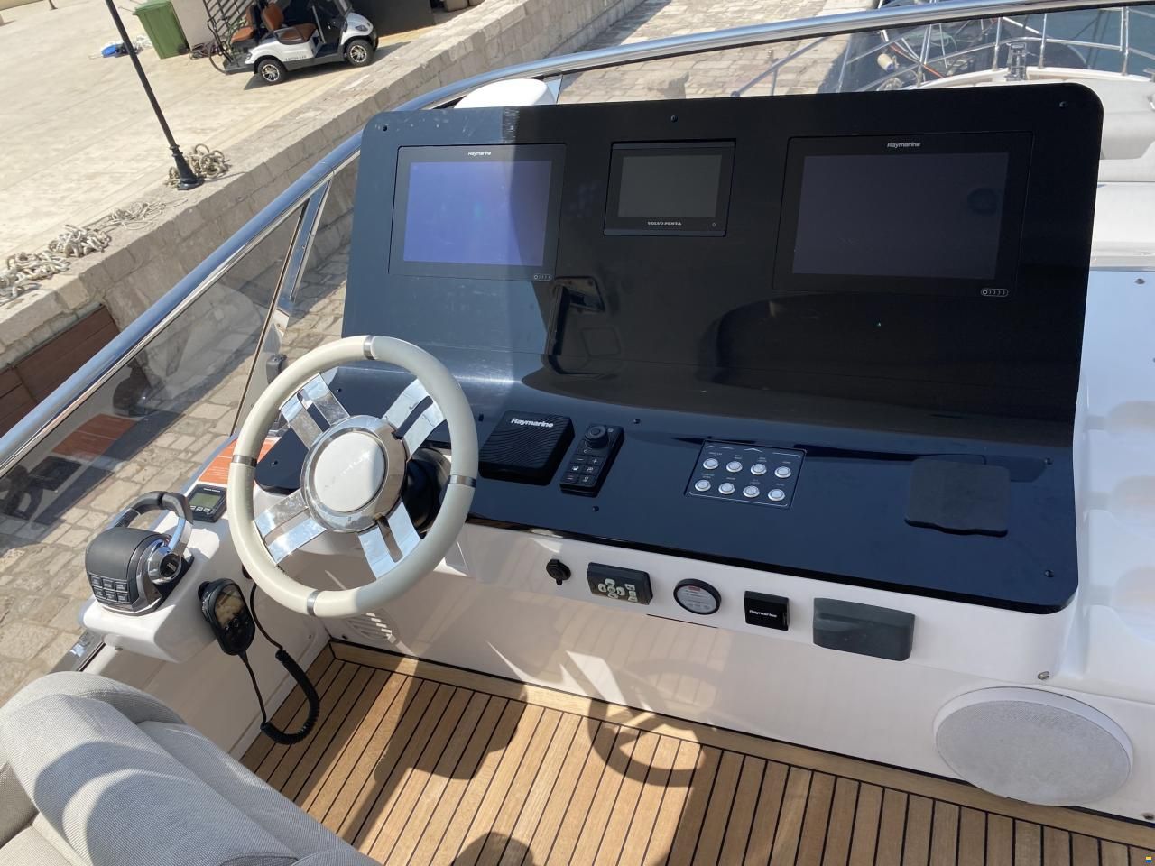 Azimut 60 Fly