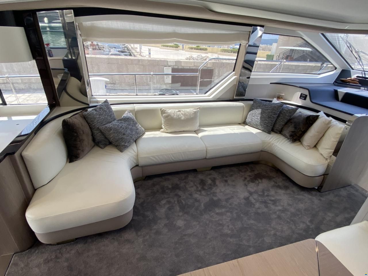 Azimut 60 Fly