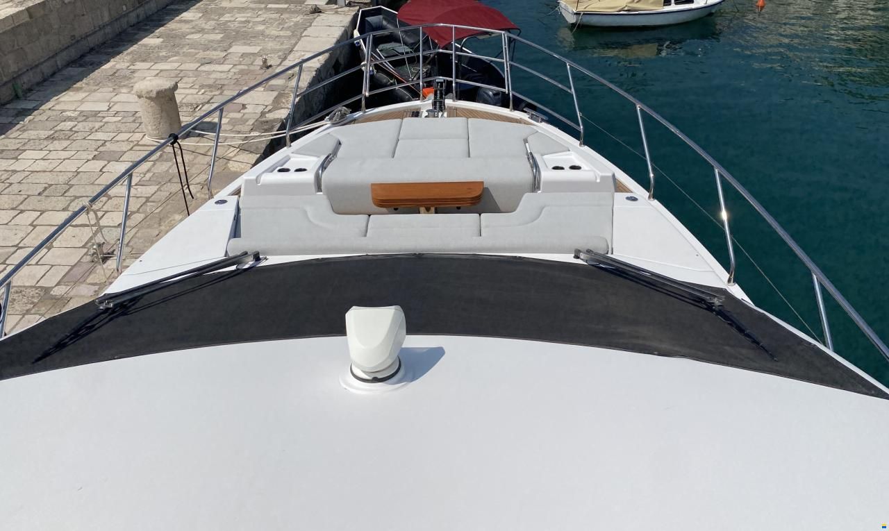Azimut 60 Fly