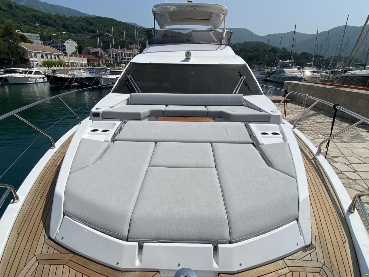 Azimut 60 Fly