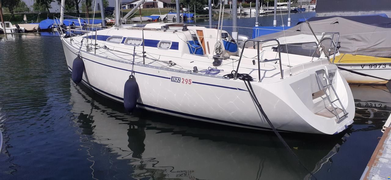 Elan 295