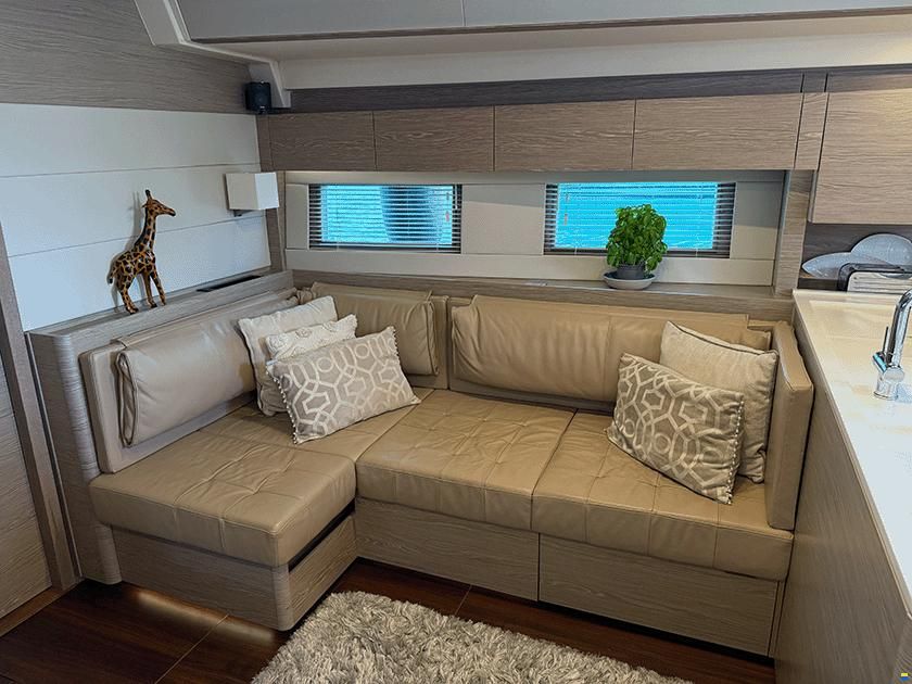 Hanse 588