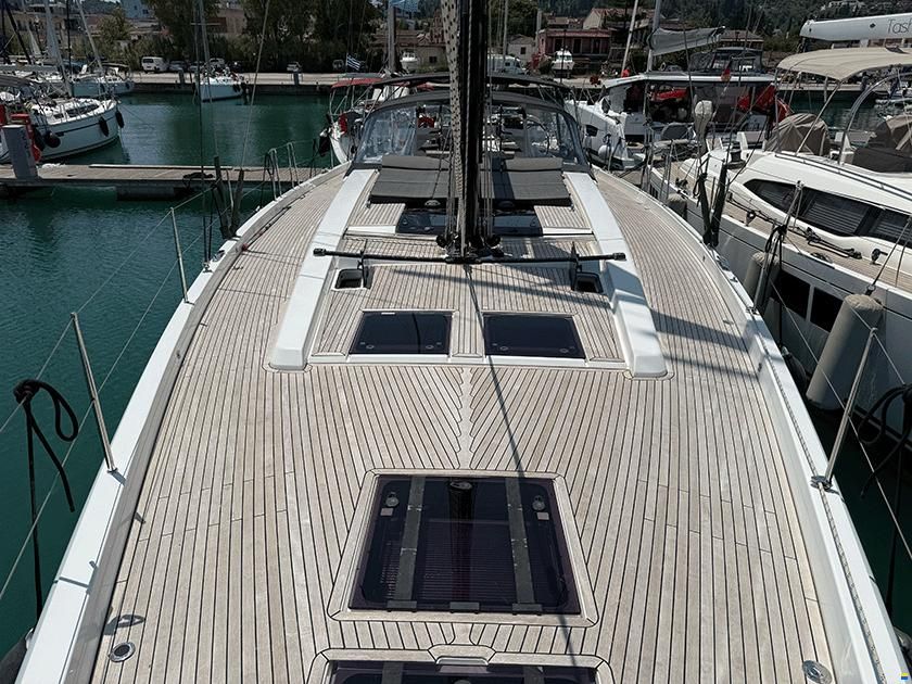 Hanse 588