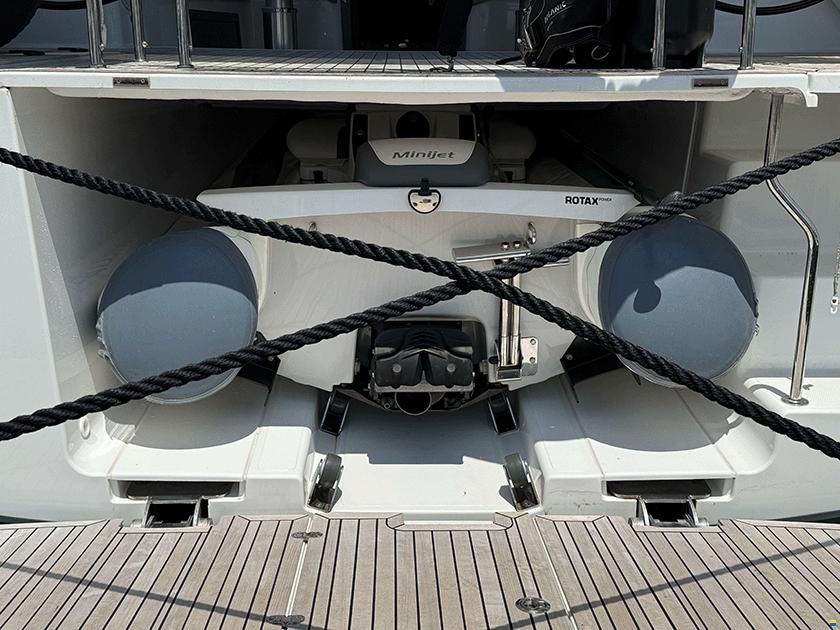 Hanse 588