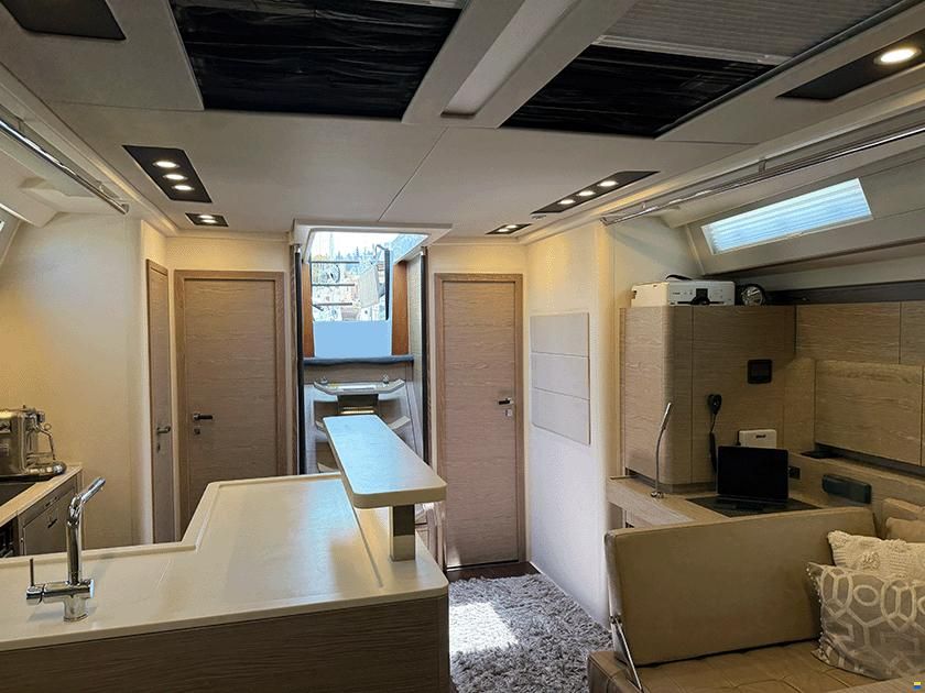 Hanse 588