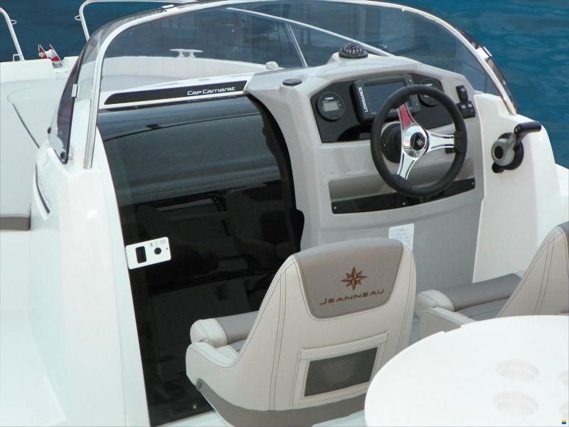 Jeanneau Cap Camarat 5.5 WA