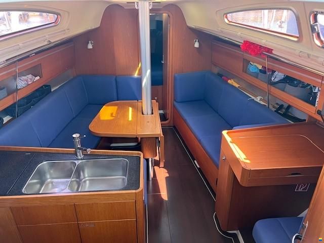 Dehler 35