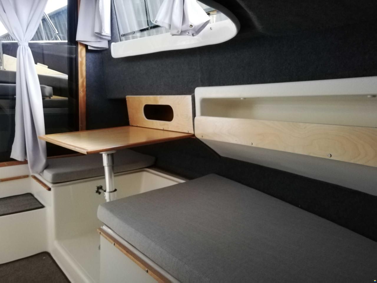 Texas 690 Pilothouse