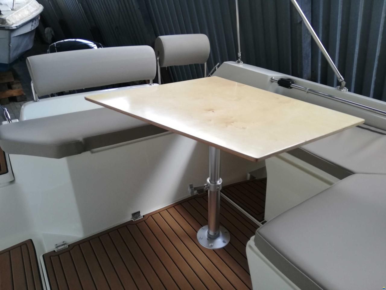 Texas 690 Pilothouse