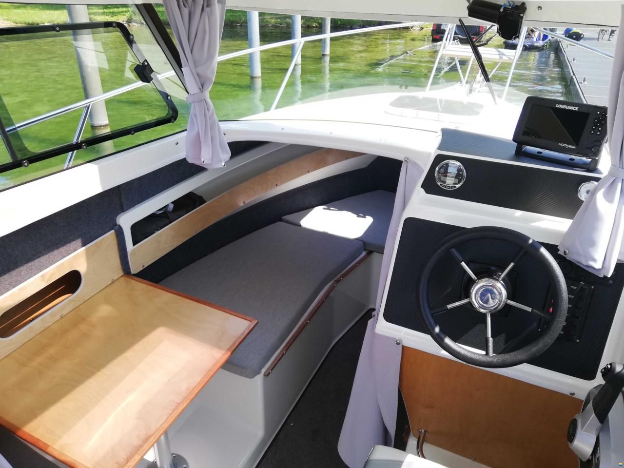 Texas 690 Pilothouse