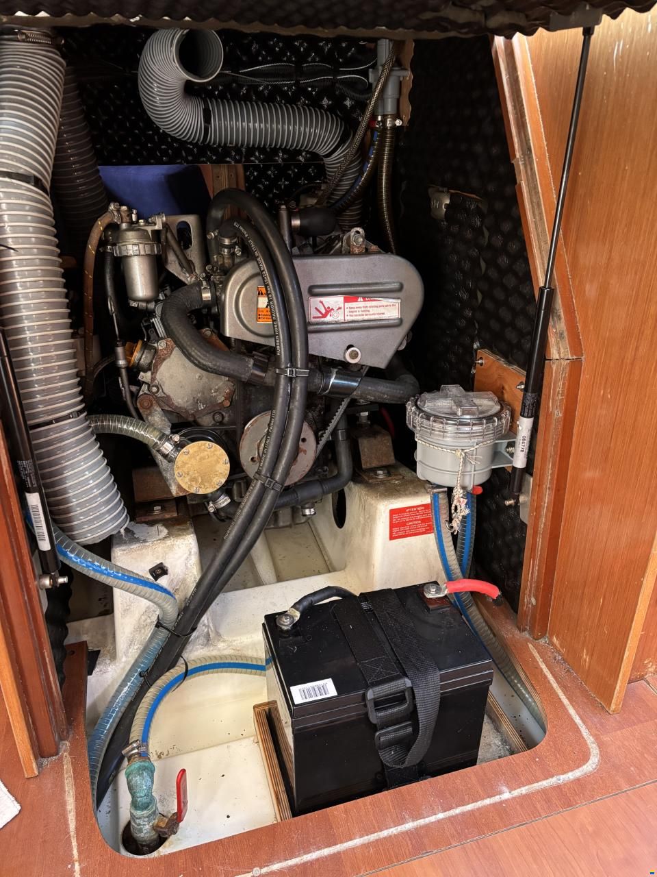 Beneteau Oceanis 37