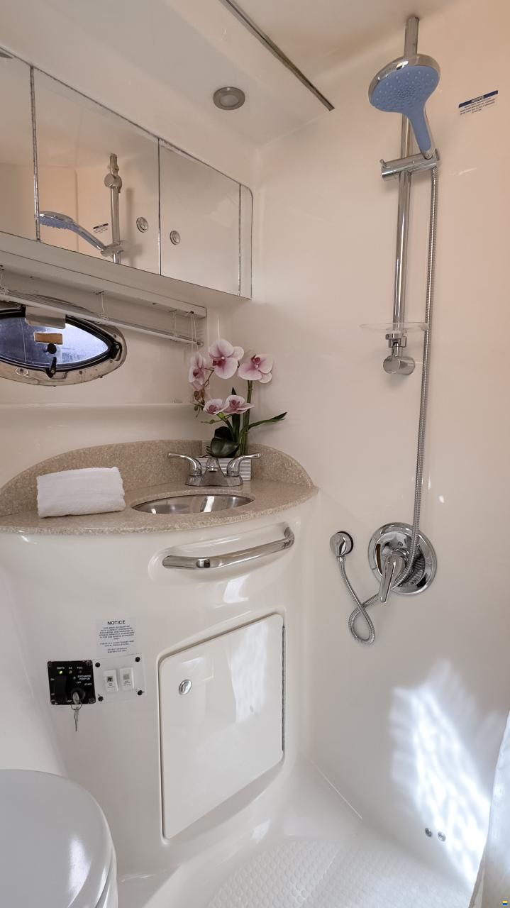 Chaparral 350 Signature