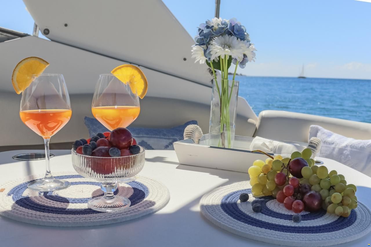 Chaparral 350 Signature