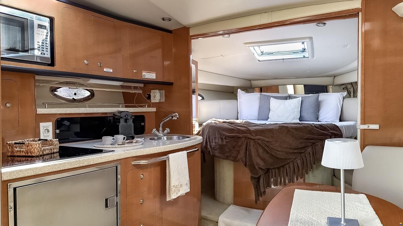 Chaparral 350 Signature