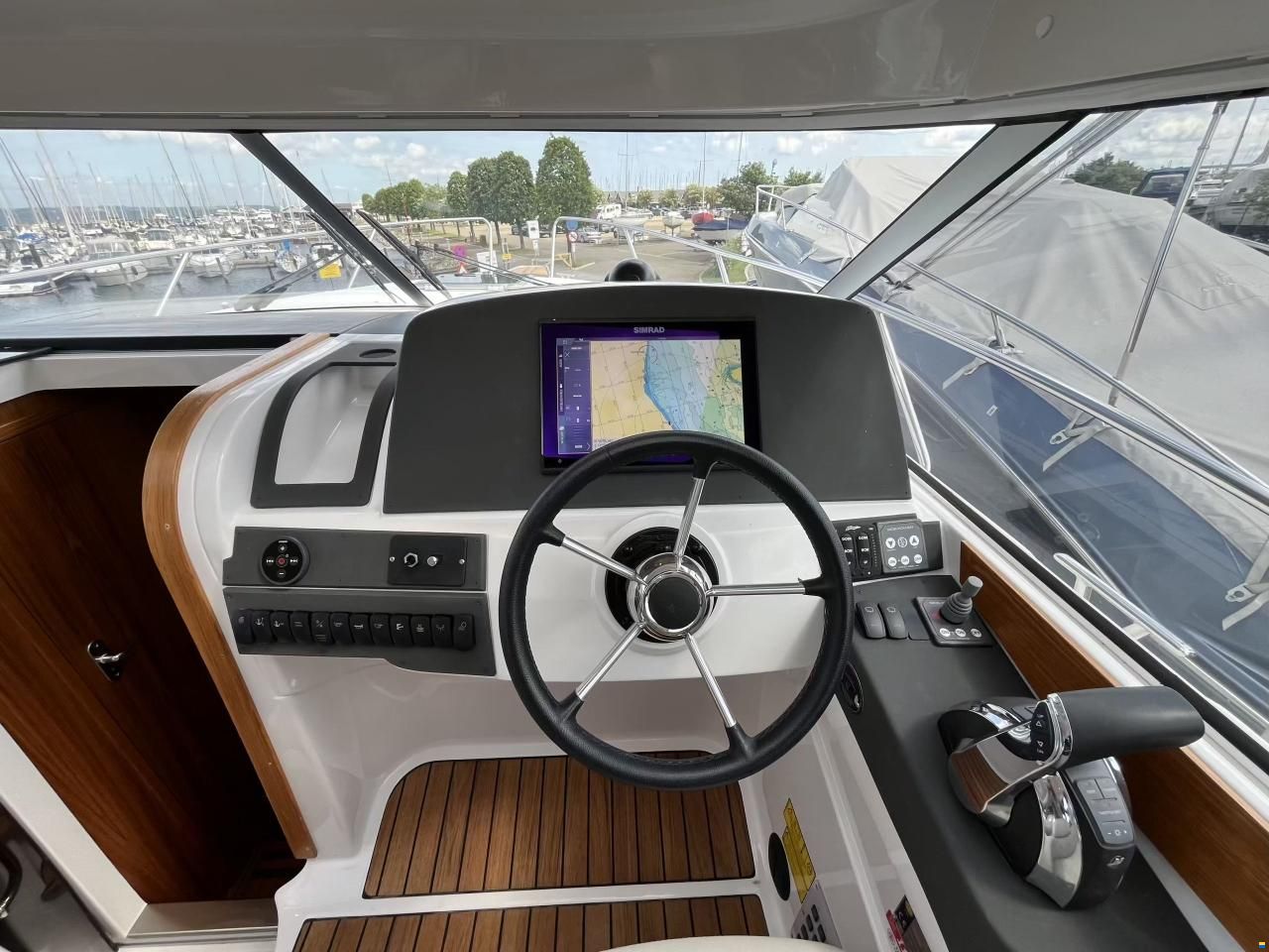 Aquador 27 HT (2020)