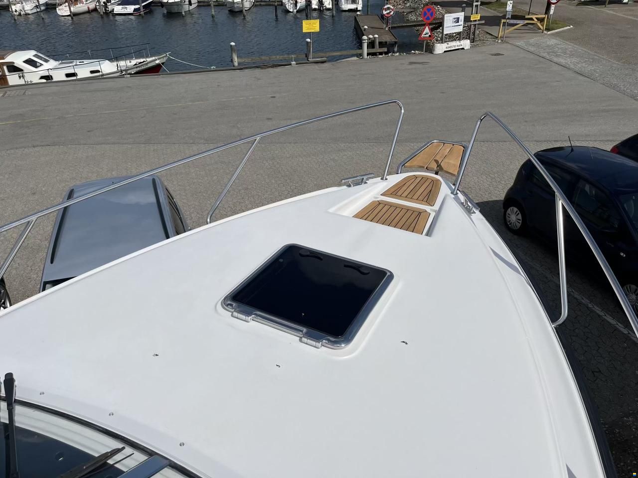Aquador 27 HT (2020)