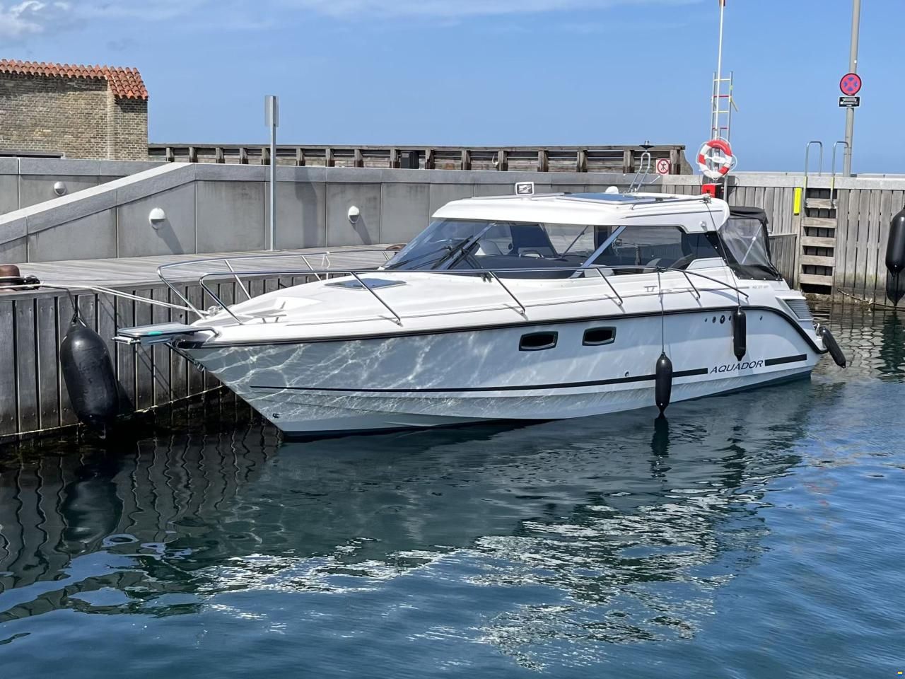 Aquador 27 HT (2020)