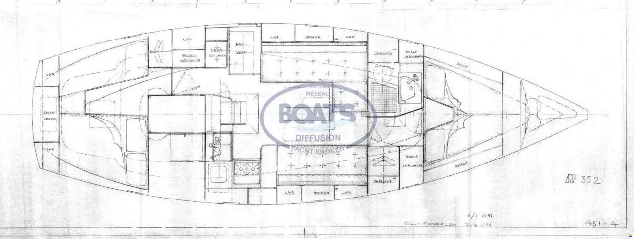 Hallberg-Rassy 352