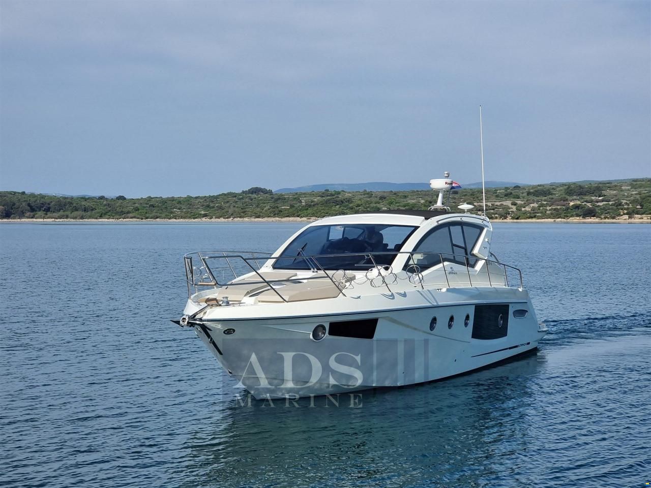 Cranchi M 44 HT