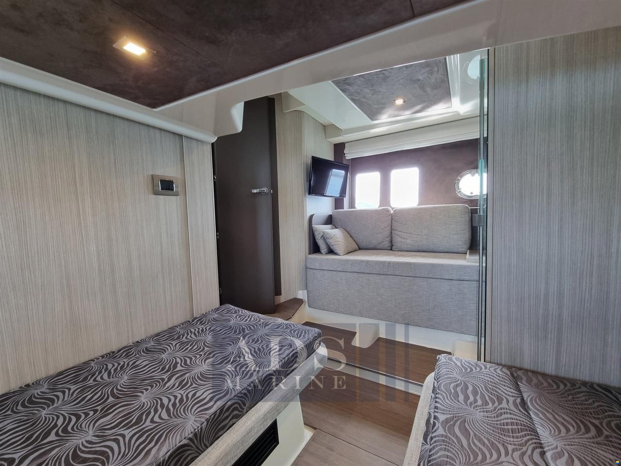 Cranchi M 44 HT