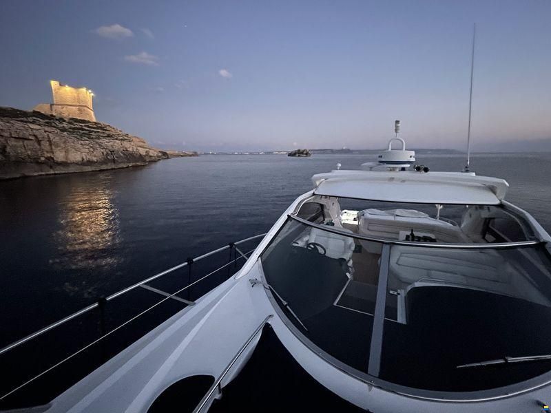 Sunseeker Portofino 53