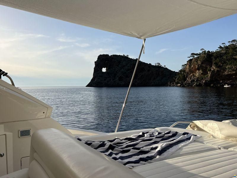 Sunseeker Portofino 53