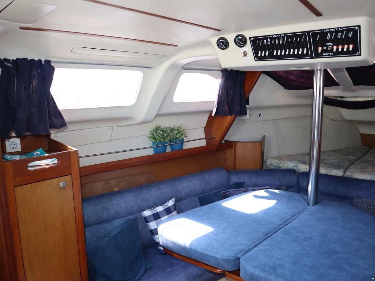 Hunter Marine 280 Met stuurwiel