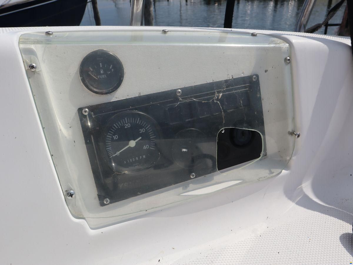 Hunter Marine 280 Met stuurwiel