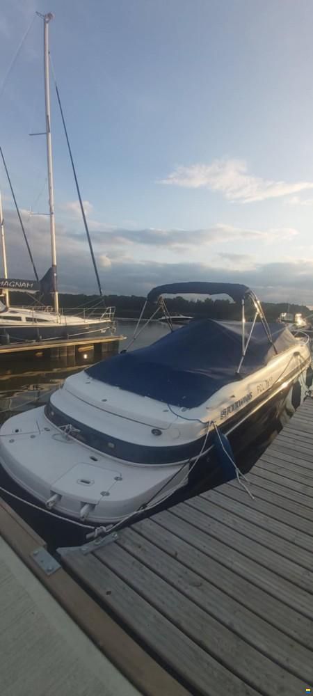 Four Winns Sundowner 255