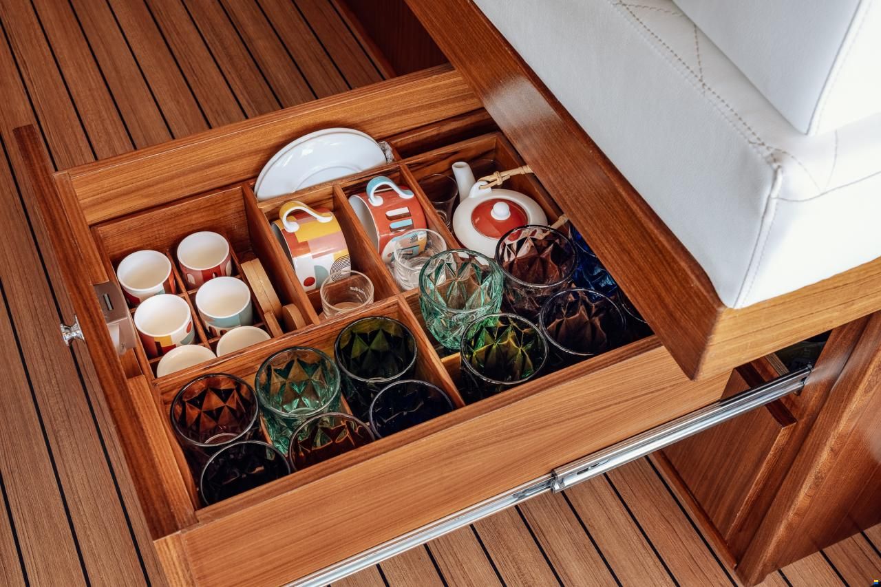 Sasga Yachts Menorquin 34 HT