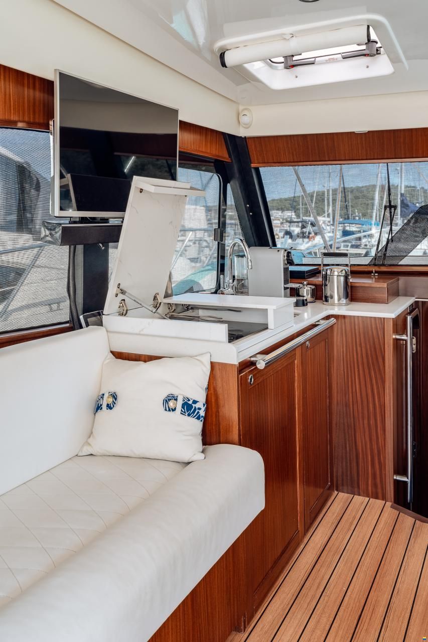 Sasga Yachts Menorquin 34 HT
