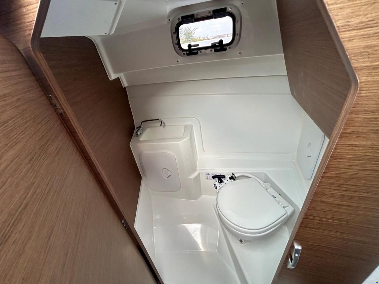 Beneteau Antares 7