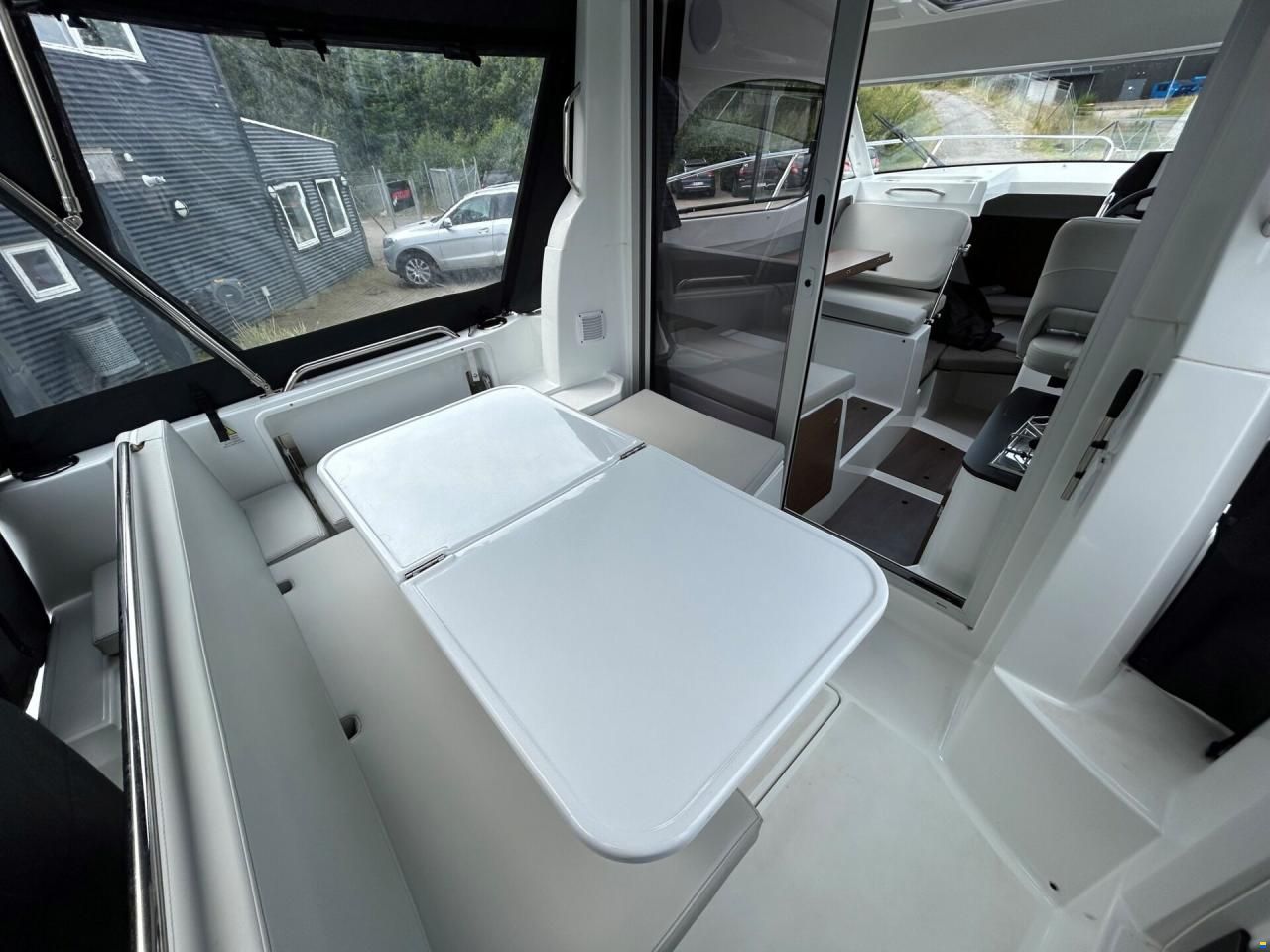 Beneteau Antares 7