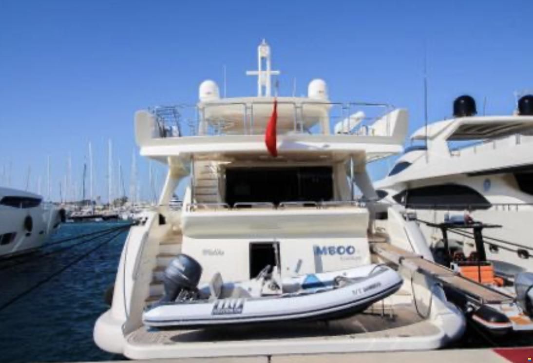 Azimut 95 Fly
