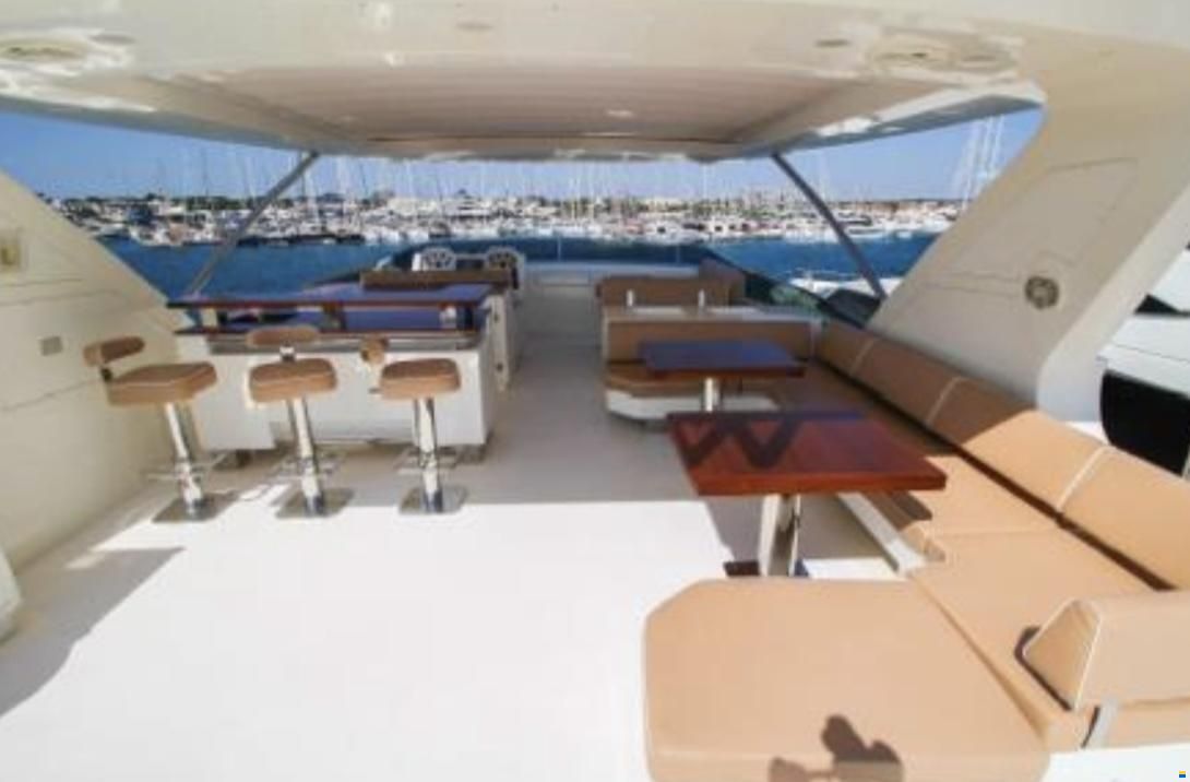 Azimut 95 Fly