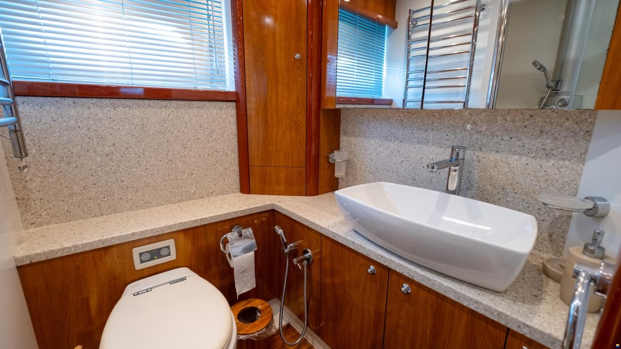 Sunseeker Manhattan 70