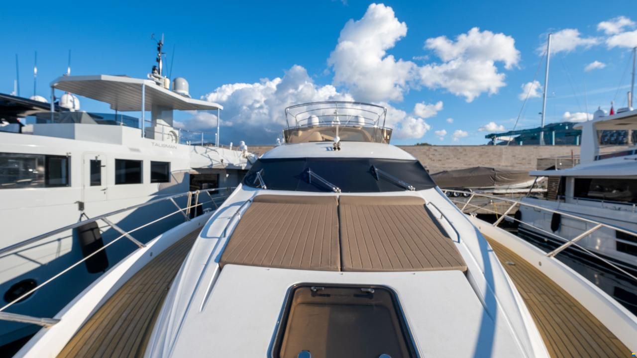 Sunseeker Manhattan 70