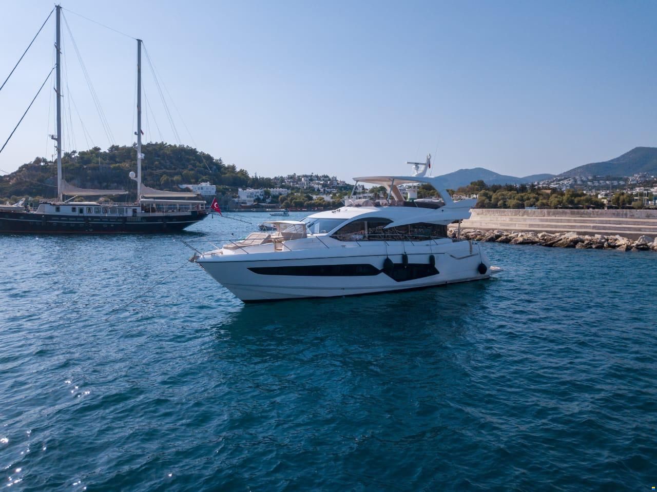 Sunseeker Manhattan 66
