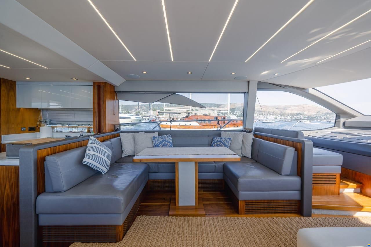 Sunseeker Manhattan 66