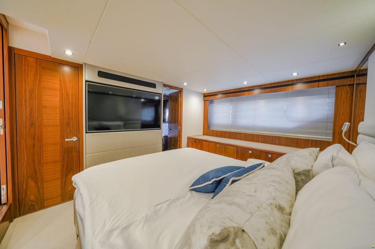 Sunseeker Manhattan 66