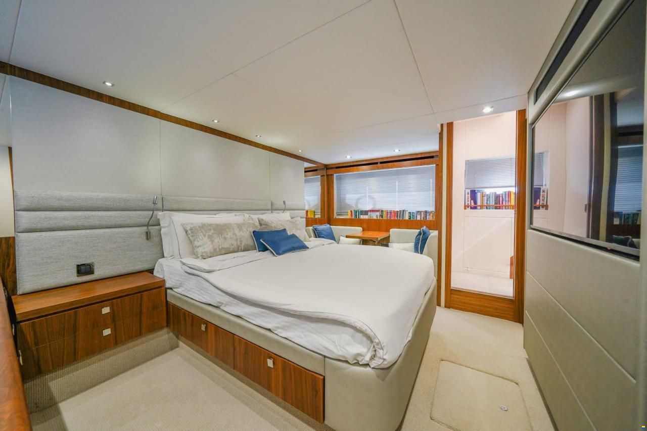 Sunseeker Manhattan 66
