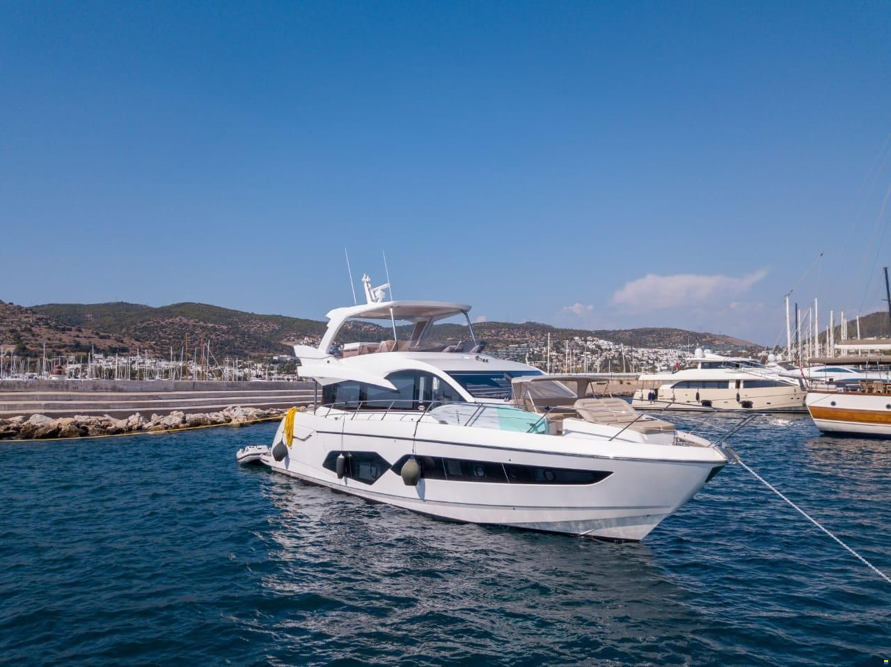 Sunseeker Manhattan 66