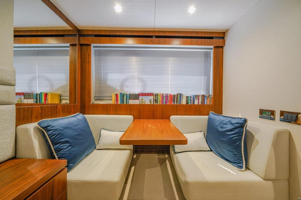 Sunseeker Manhattan 66