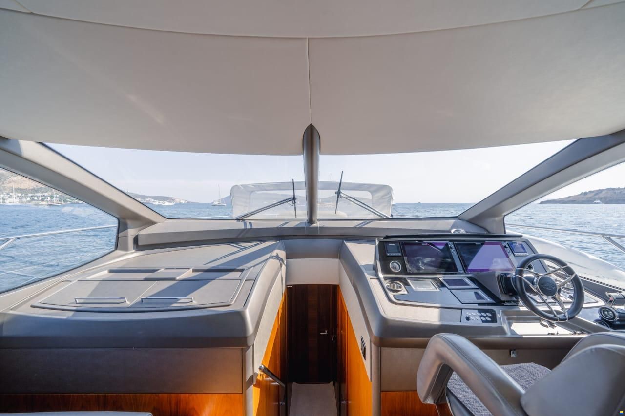 Sunseeker Manhattan 66