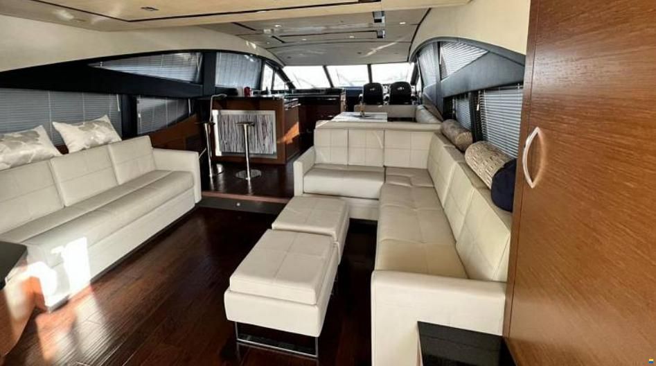Sea Ray L650 Fly