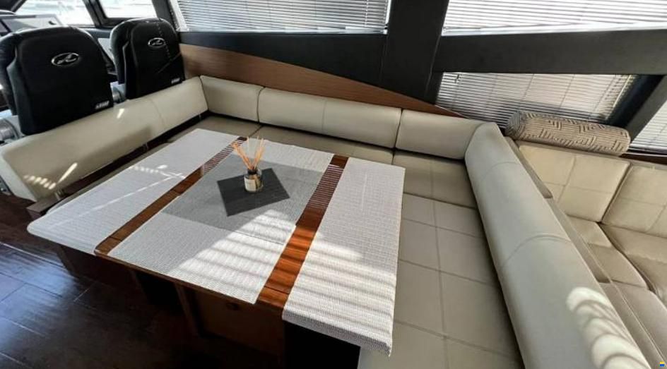 Sea Ray L650 Fly
