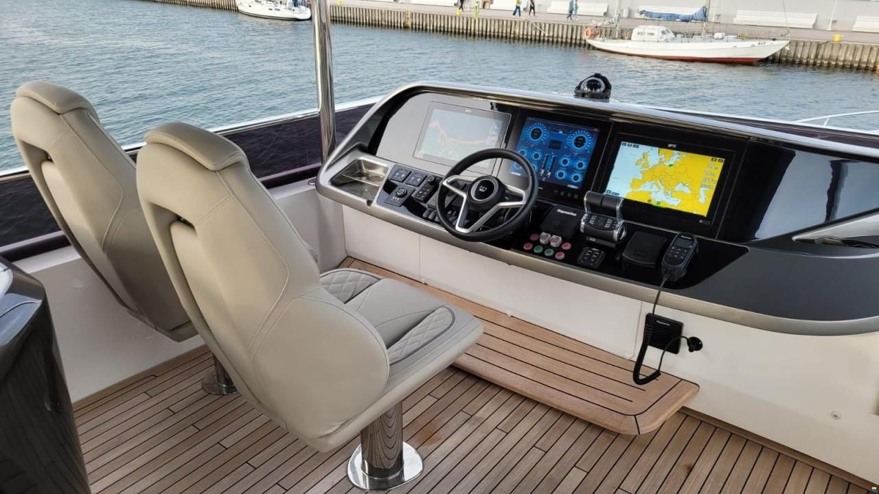 Princess Y72